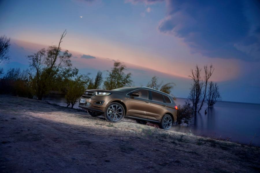  Ford Edge Sport 2015 года  (CN) (фото 5 из 5)